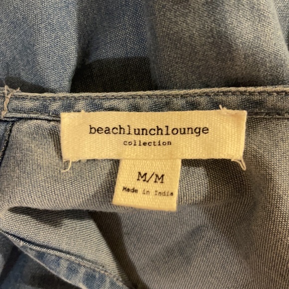 BeachLunchLounge Lightweight Denim Top Flared Sleeves SZ M - Picture 8 of 12